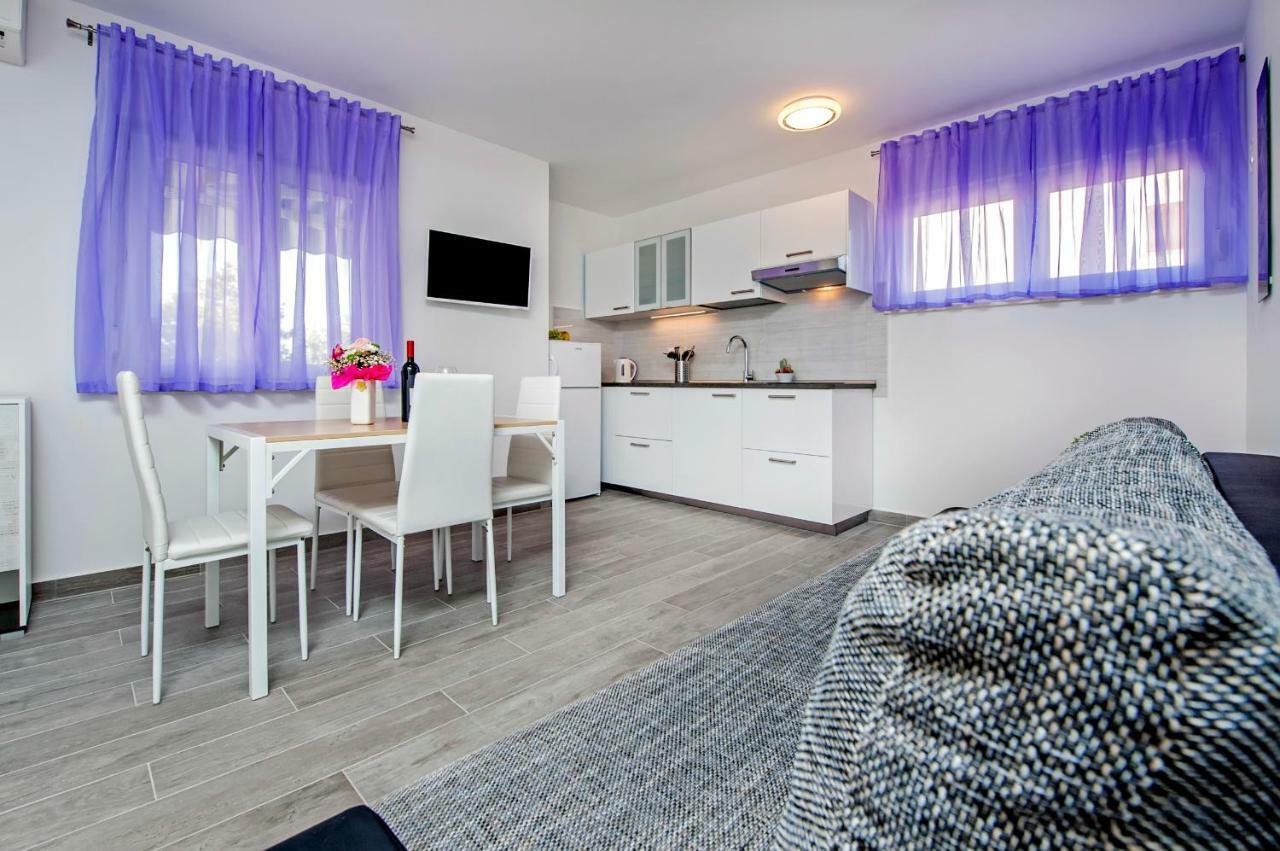 Apartma And Tereza