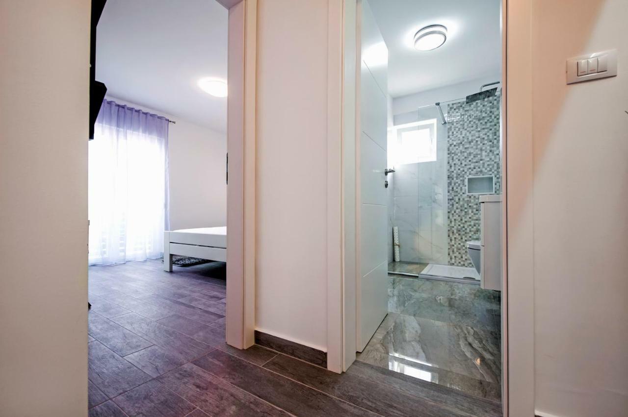 Apartament And Tereza *