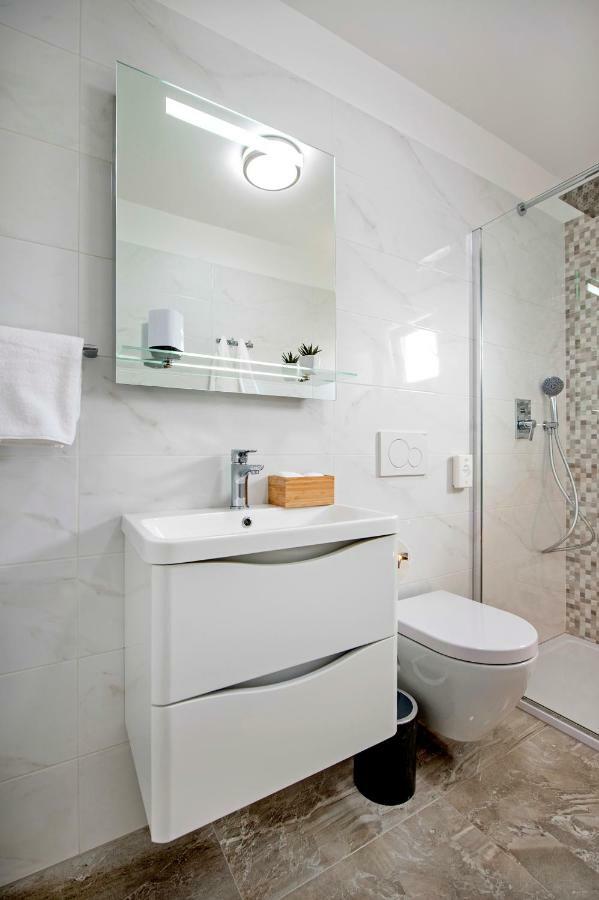 Apartament And Tereza *