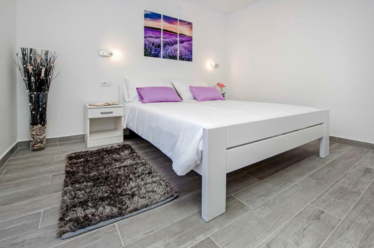 Apartament And Tereza *