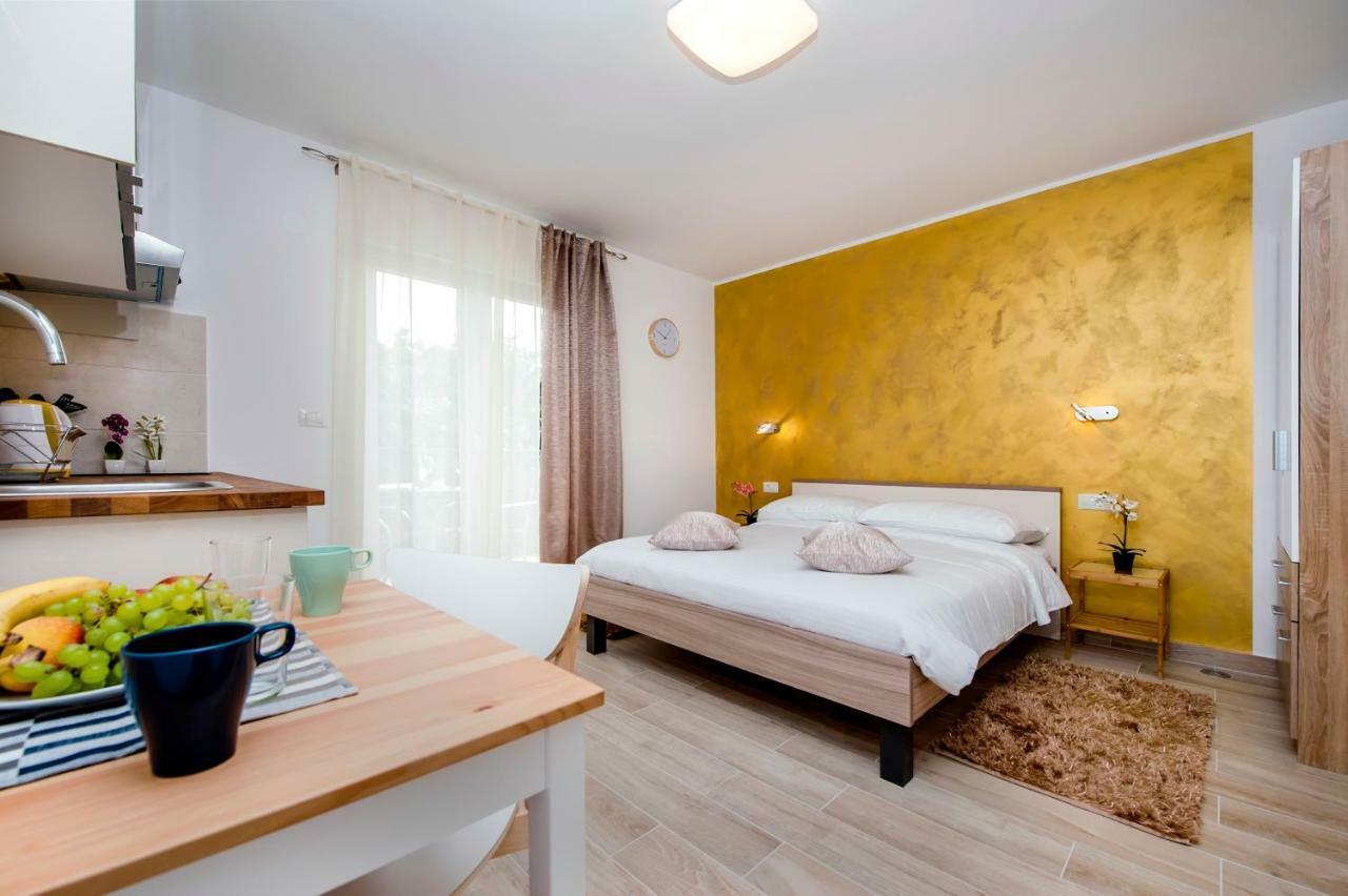 Apartament And Tereza *